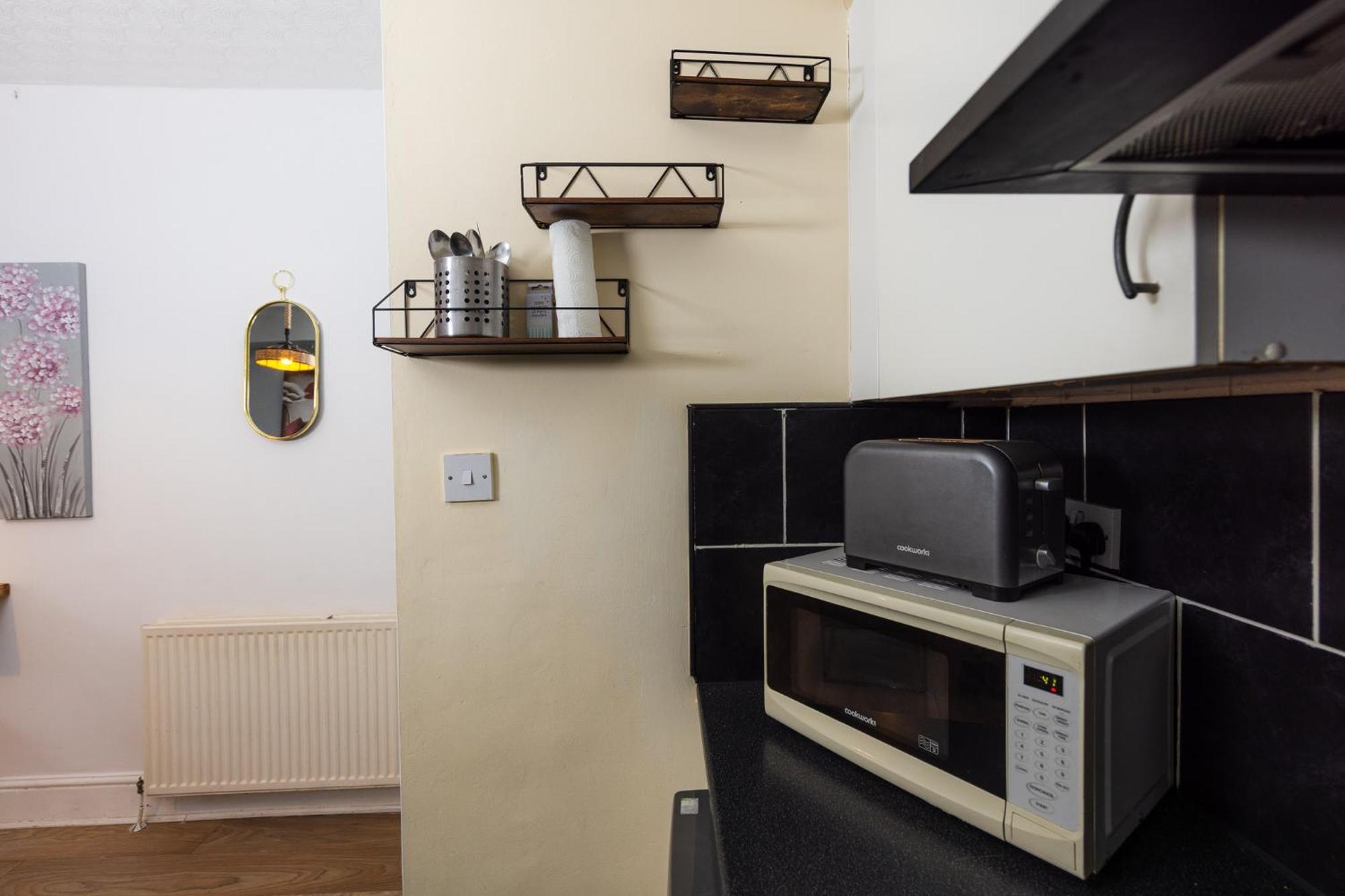 Serivced Apartments By The Castle Apartment Edinburgh