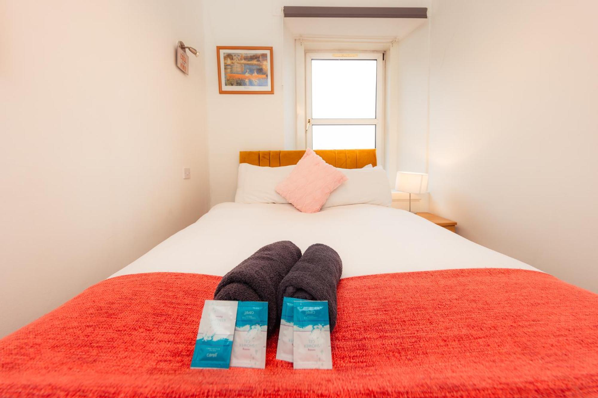 Serivced Apartments By The Castle Apartment Edinburgh