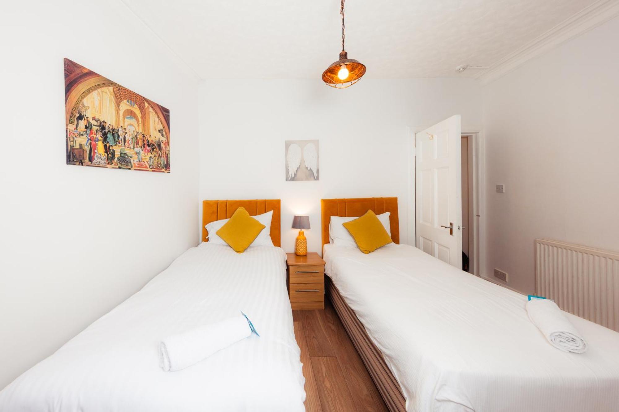 Serivced Apartments By The Castle Apartment Edinburgh